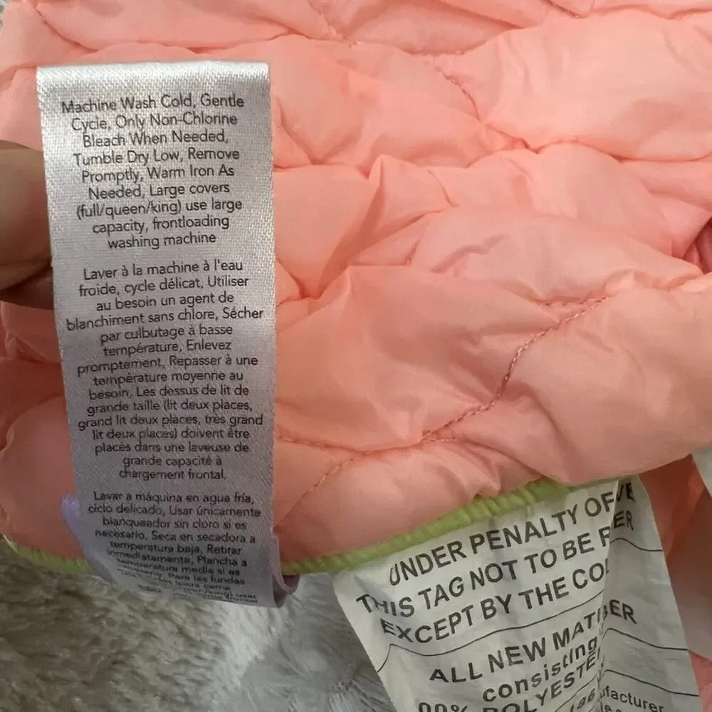 Lululemon Ivivva Pottery Barn Teen Blanket Salmon Pink Quilted Puff Throw 50x60